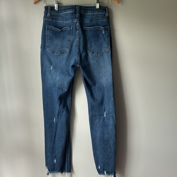 Judith March High Rise straight fit distressed Jeans size 7/27 - Picture 3 of 9